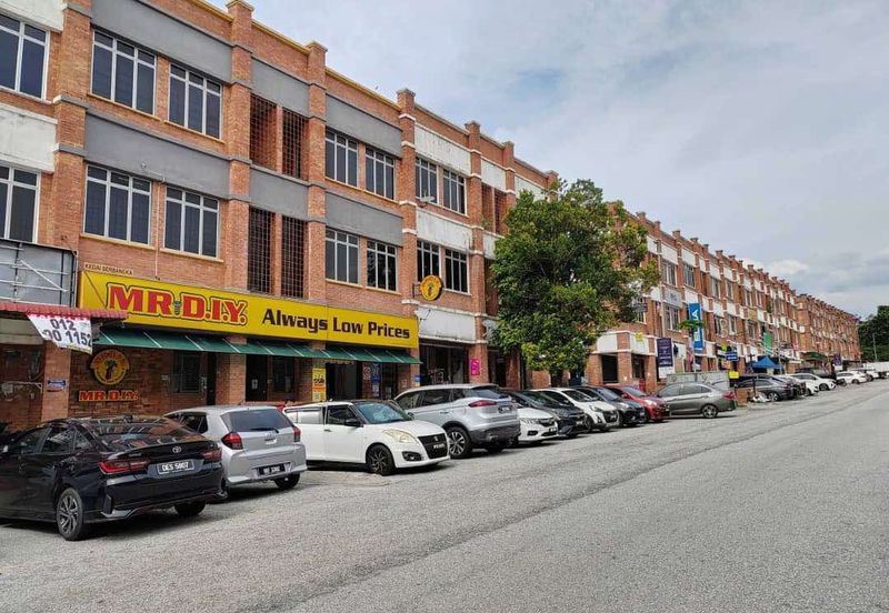 Jalan Pulau Lumut P U10/P @ Alam Budiman