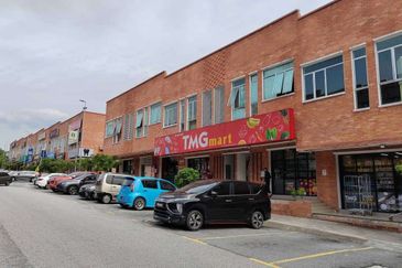 Jalan Pulau Lumut P U10/P @ Alam Budiman