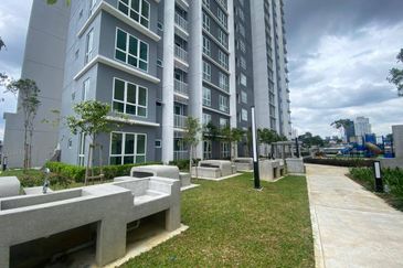121 Residences