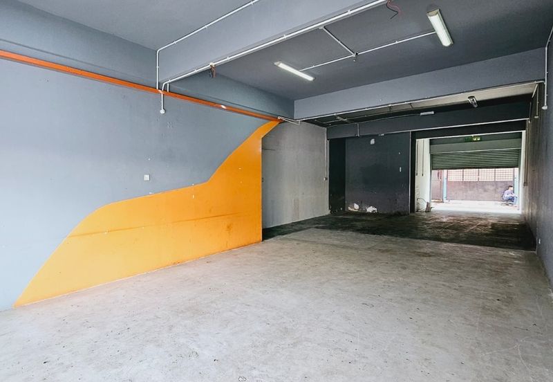 Pusat Niaga Astana Alam 2