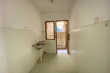 Apartment Pusat Komersil Seksyen 7 Shah Alam