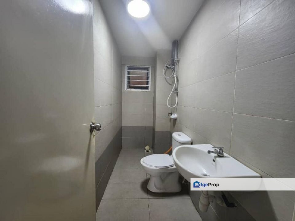 Alam Sanjung Condo Seksyen 22 Shah Alam Freehold & Direct Access Federal Highway, Selangor, Shah Alam