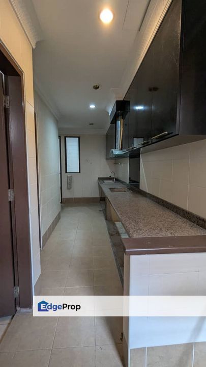 Lagenda 1 @ Bukit Jelutong Shah Alam Gated & Guarded with 5 Bedrooms, Selangor, Shah Alam