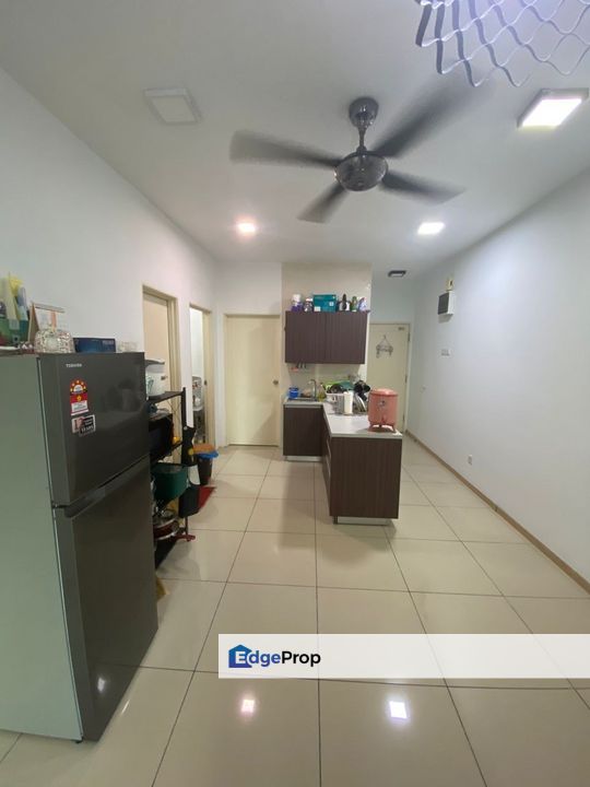 FAST DEAL Vista Alam Service Apartment  Furnished unit with Tenancy  Nearby New LRT 3 Station Dato Menteri Sek 14 Shah Alam, Selangor, Shah Alam