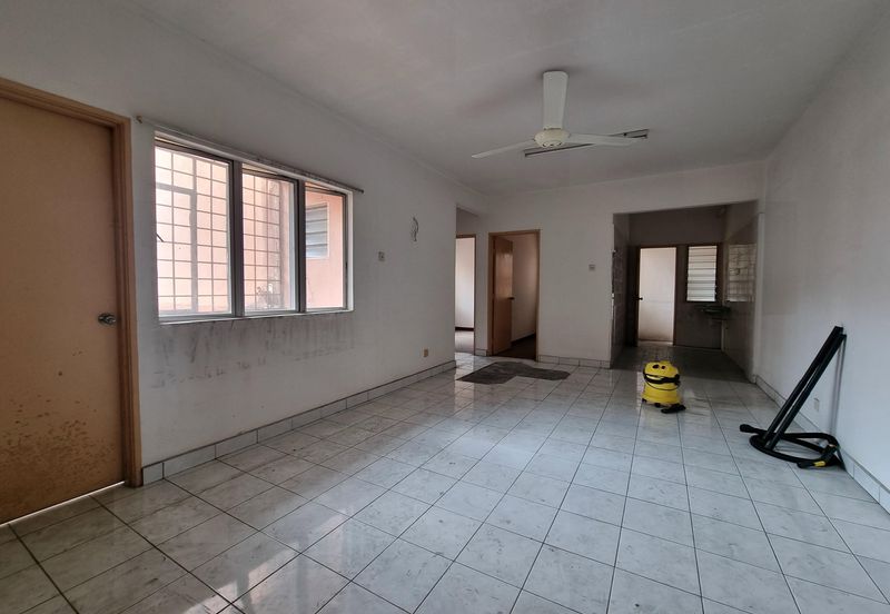 Seri Tanjung Apartment (Rose Court)