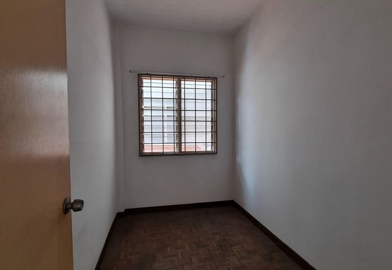 Seri Tanjung Apartment (Rose Court)