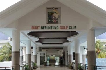 Kelab Golf Bukit Beruntung