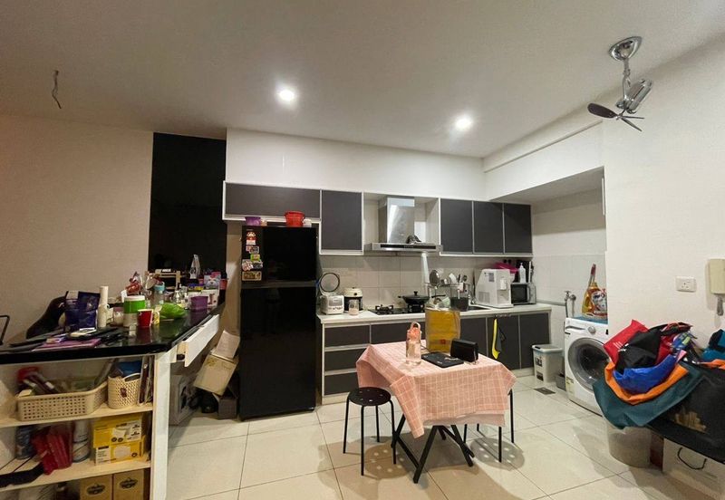 Renai Jelutong Residences