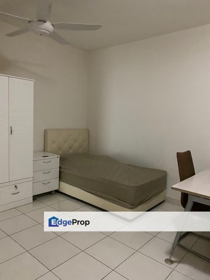 Indah Alam Condo Sek 22 Shah Alam  4 Bedrooms with Full Renovation, Selangor, Shah Alam