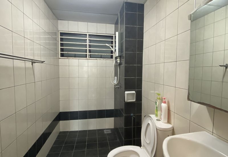 Indah Alam Condominium