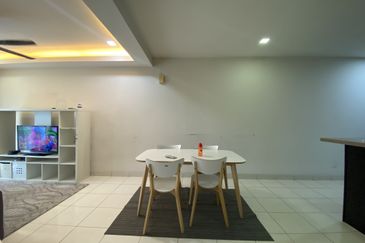 Indah Alam Condominium