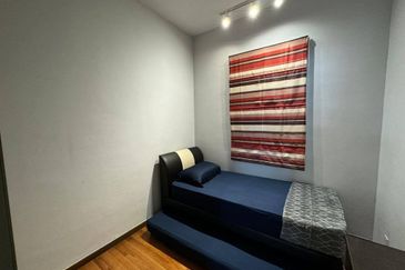 Renai Jelutong Residences