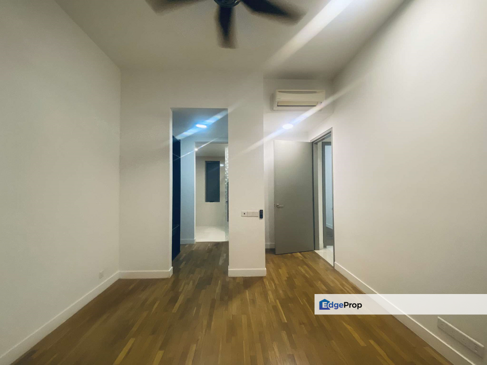 Partial Furnish Move In Reflection Residences Mutiara Damansara Selangor, Selangor, Mutiara Damansara