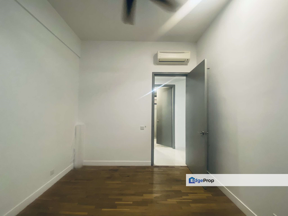 Partial Furnish Move In Reflection Residences Mutiara Damansara Selangor, Selangor, Mutiara Damansara