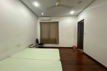 Temasya Sinar Glenmarie Shah Alam End Lot with Gated & Guarded