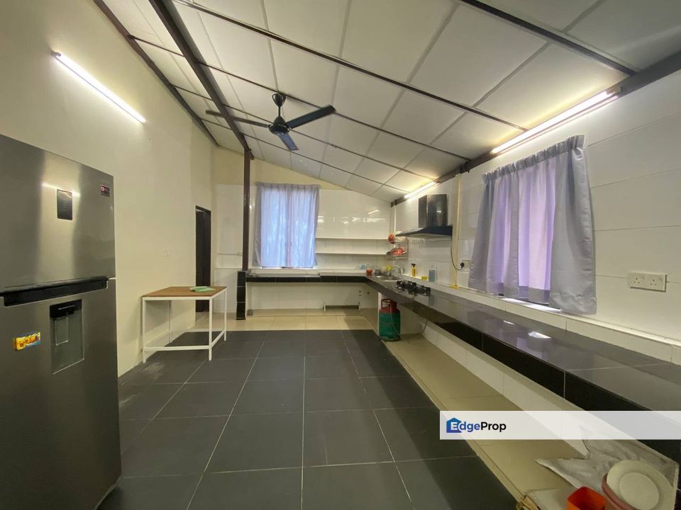 Temasya Sinar Glenmarie Shah Alam End Lot with Gated & Guarded, Selangor, Glenmarie