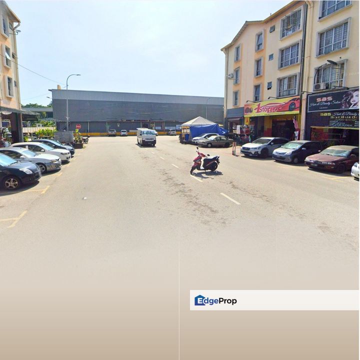 Shop Pusat Komersial Seksyen 7 Shah Alam HOT Commercial near UITM & Hospital Shah Alam Walking Distance to i-City LRT Station , Selangor, Shah Alam