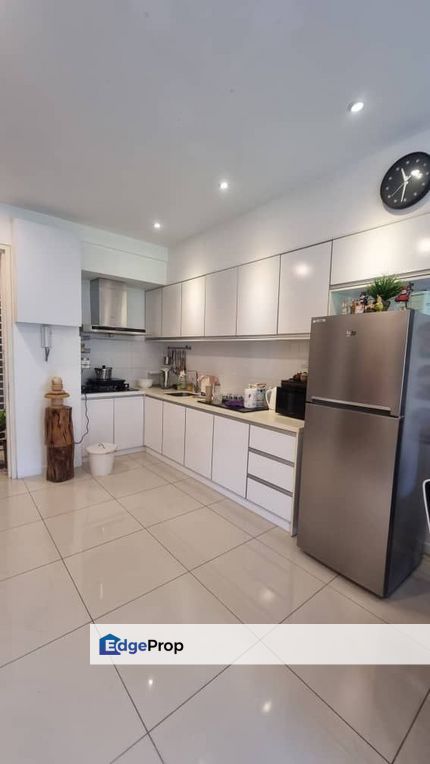 RENAI JELUTONG SHAH ALAM Full Furnish with 2 Carparks, Selangor, Bukit Jelutong