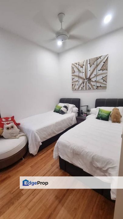 RENAI JELUTONG SHAH ALAM Full Furnish with 2 Carparks, Selangor, Bukit Jelutong