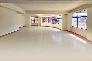 HiCom-Glenmarie Industrial Park