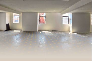 HiCom-Glenmarie Industrial Park