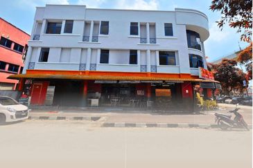 HiCom-Glenmarie Industrial Park