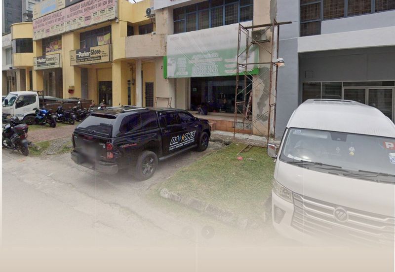 HiCom-Glenmarie Industrial Park