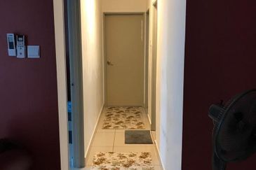 D'Summit Residences @ Kempas Utama