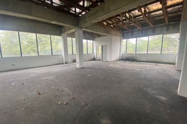 Johor Bahru, Johor, Wisma / Office Building, 4 Storey @ Jalan Susur - 3 Mins to JBCC, Facing Main Road, FOR RENT!