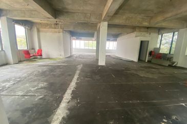 Johor Bahru, Johor, Wisma / Office Building, 4 Storey @ Jalan Susur - 3 Mins to JBCC, Facing Main Road, FOR RENT!