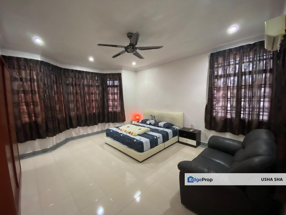 Taman Sri Skudai, Skudai - Double Storey Bungalow, Renovated & Furnished Unit, FOR SALE !, Johor, Skudai