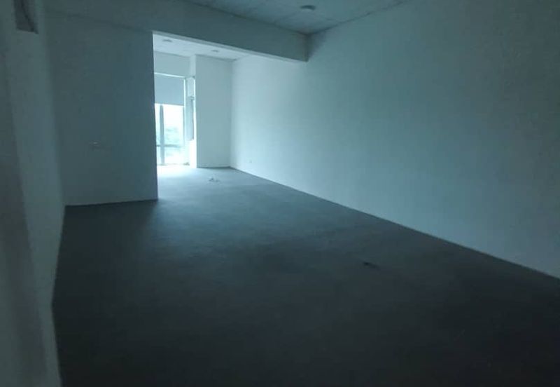 Bandar Seri Alam, Masai - 4 Storey Shoplot, Below Market Value, FOR SALE !