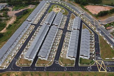 Taman Perdana @ Kota Masai, New Tiong Nam Project - Corner Limited Unit FOR SALE !