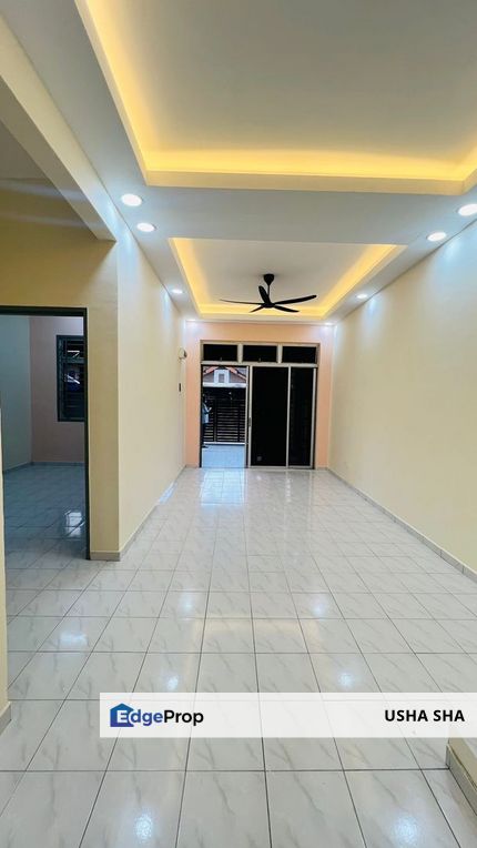 Taman Sierra Perdana - 1.5 Storey Terrace, Renovated & Well Maintained Unit FOR SALE !, Johor, Masai