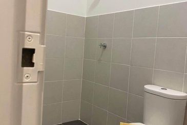 Scientex Senai - Sentrio, Brand New Apartment, Unsold Unit FOR SALE!