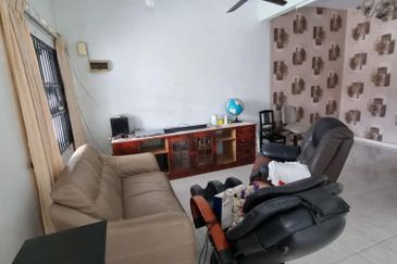 Taman Ahmad Perang, Kota Tinggi - Double Storey Terrace @ Jalan Mentimun, FOR SALE