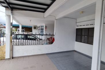 Taman Ahmad Perang, Kota Tinggi - Double Storey Terrace @ Jalan Mentimun, FOR SALE