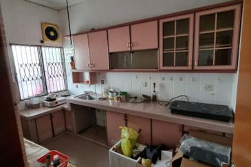 Taman Ahmad Perang, Kota Tinggi - Double Storey Terrace @ Jalan Mentimun, FOR SALE