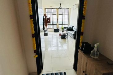 D'Summit Residences @ Kempas Utama