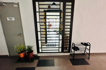 D'Summit Residences @ Kempas Utama