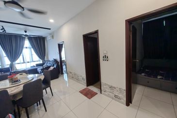 D'Summit Residences @ Kempas Utama