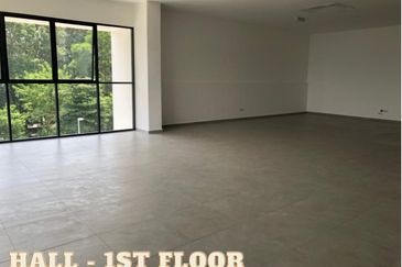 Taman Tampoi Indah, Tampoi - Multipurpose Hall / Big Office Space - FOR RENT !