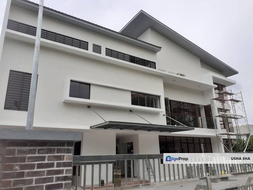 Taman Tampoi Indah, Tampoi - Multipurpose Hall / Big Office Space - FOR RENT !, Johor, Tampoi