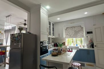 Desa Palma, Nasa City