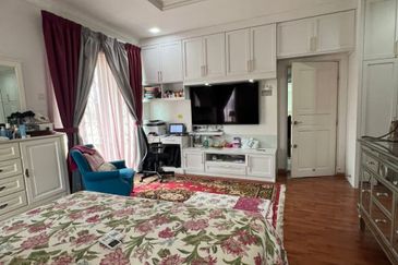 Desa Palma, Nasa City