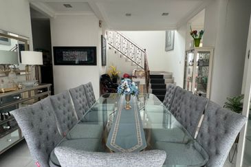 Desa Palma, Nasa City