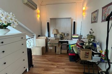 Desa Palma, Nasa City