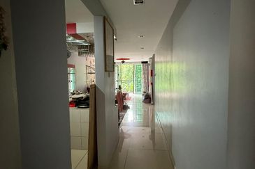 Larkin Residence (Phase Three) - Low Floor Furnished Apartment, FOR RENT !