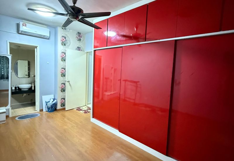 Larkin Residence (Phase Three) - Low Floor Furnished Apartment, FOR RENT !