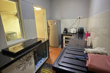 Larkin Residence (Phase Three) - Low Floor Furnished Apartment, FOR RENT !